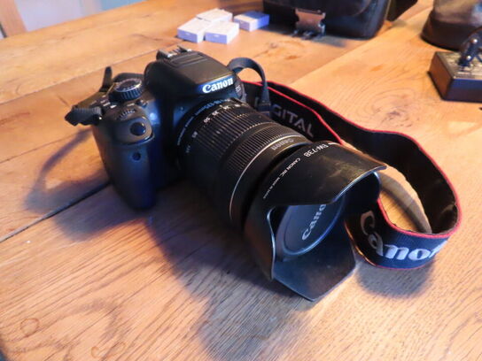 Kamera, CANON EOS 650D, flere linser, taske, lader og flash
