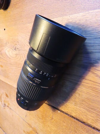 Kamera, CANON EOS 650D, flere linser, taske, lader og flash