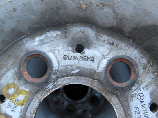 4 stk. helårsdæk på fælge, 205/65R16C 107/105T