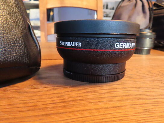 Kamera, CANON EOS 650D, flere linser, taske, lader og flash