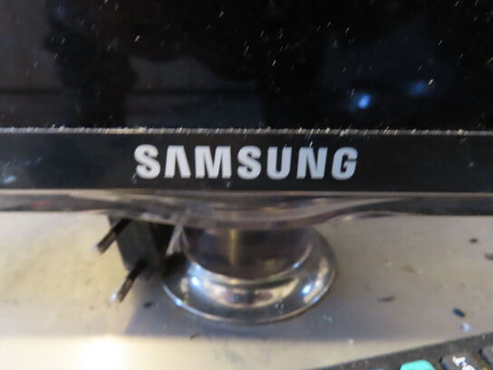 32" LED TV, SAMSUNG UE32D6635 m. fjernbetjening