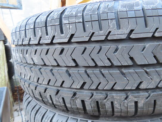 4 stk. sommerdæk på fælge, 215/60R17C 104/102H