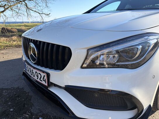 Mercedes-Benz CLA 200, AMG Line, White Art Edition 1,6 AUT. (MOMSFRI)