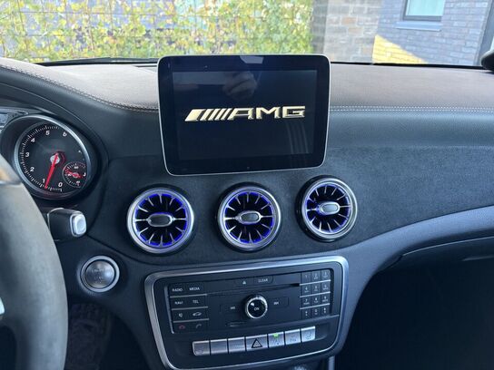 Mercedes-Benz CLA 200, AMG Line, White Art Edition 1,6 AUT. (MOMSFRI)