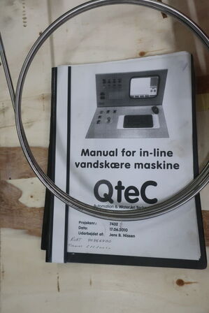 In-line vandskære maskine QTEC og Waterjet Pumpe QTEC 55-30