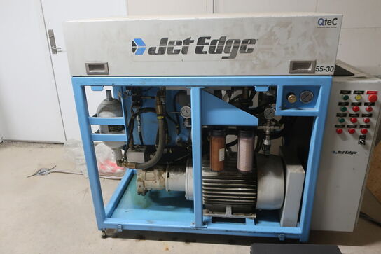 In-line vandskære maskine QTEC og Waterjet Pumpe QTEC 55-30