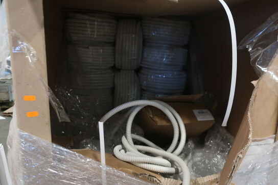 Palle med flexrør m.m.