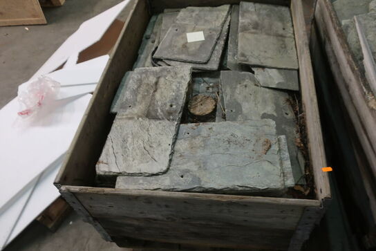 2 stk. paller med skiffersten