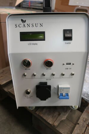 "Kolonihavesæt" - Solcellepanel m. batteripakke