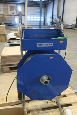 Båndstrammervogn samt båndstrammer