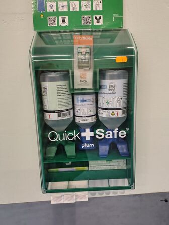 Quick safe dispenser PLUM