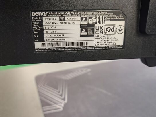 To Benq skærme på stativ 27"