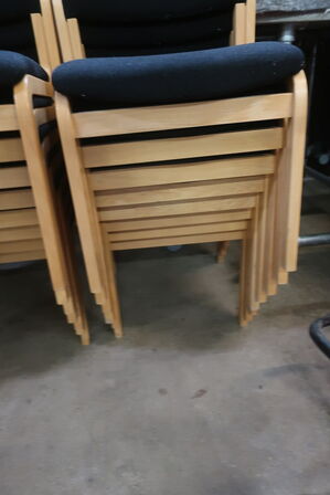 8 stk. stabelstol FARSTRUP