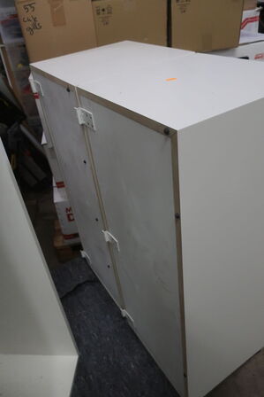 3 stk. væghængt reoler  