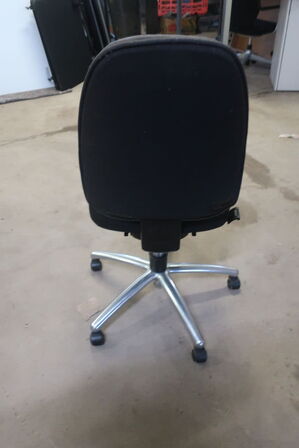 2 stk. kontorstole KINNARPS