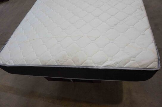 Nordisk Fjer LUX skummadras 140x200x24 cm 7 Zoner