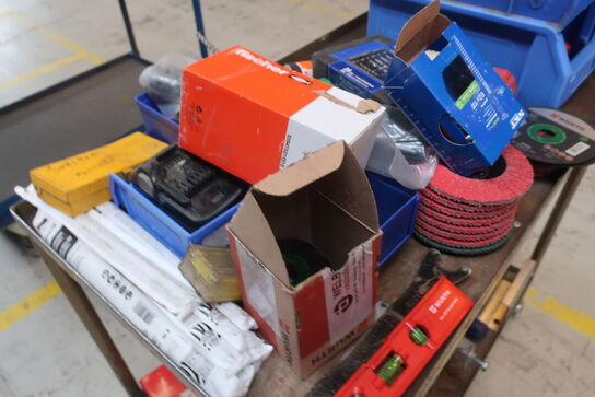 Hyldevogn med indhold