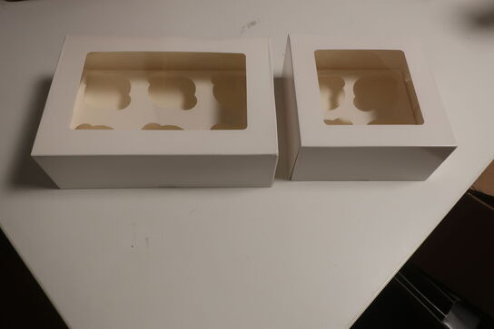 2300 stk. 4 og 6 hul cupcake box