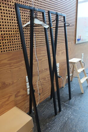 2 stk. stumtjenere HAY LOOP 