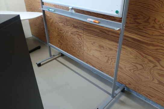 Whiteboard på hjul - 120x188 cm