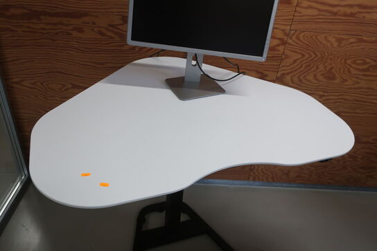 Elhæve/sænkebord skråt design inkl. DELL skærm