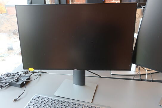 2 stk. 24" DELL skærme samt dockingstation og tastatur