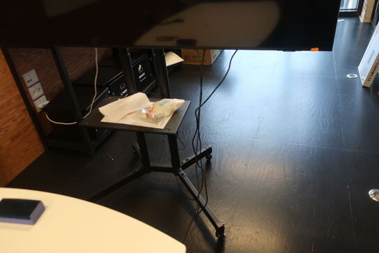 SmartTV 4K SAMSUNG UE75BU8075 m. LOGITECH konferencesystem