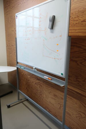 Whiteboard på hjul - 120x188 cm