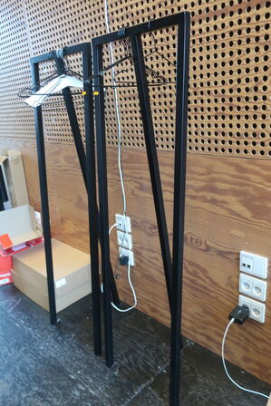 2 stk. stumtjenere HAY LOOP 