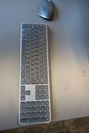 Buet skærm 49" DELL U4919DW inkl. tastatur/mus og webcam