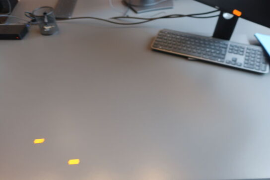 Elhæve/sænkebord HOLMRIS B8 - 160x80 cm inkl. skuffedarium