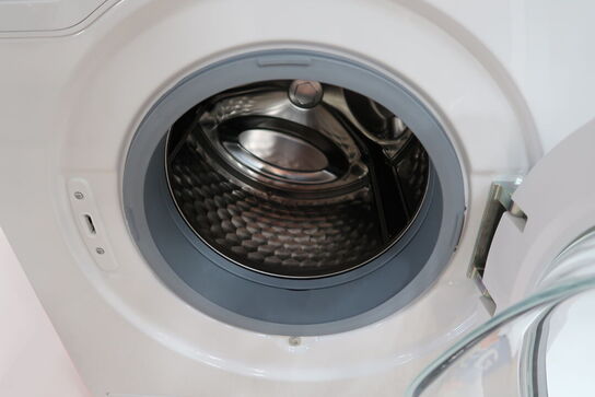 Vaskemaskine MIELE WEA 035 WCS NDS LW