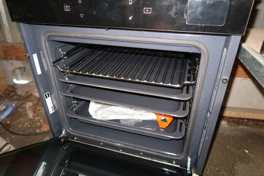 Indbygningsovn WHIRLPOOL FXHP6