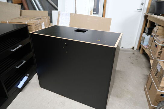 Shop in shop corner COSENTINO