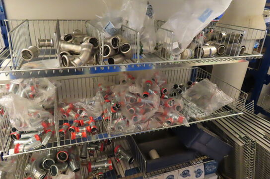 Indhold på midterreol 