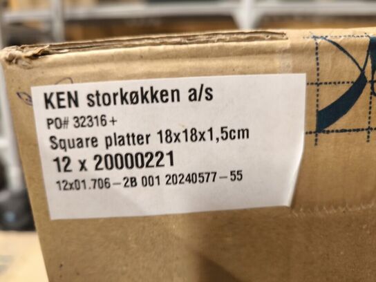 12 stk. square platter 18x18x1,5 cm sort