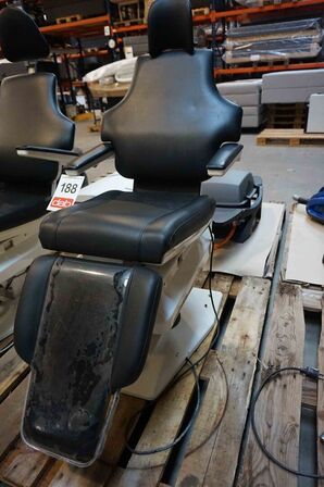 Behandlerstol 230V (MOMSFRI) 