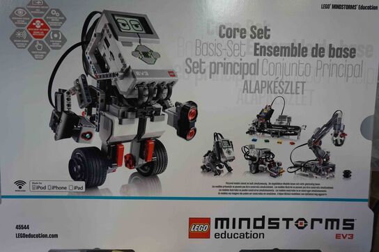 3 kasser Mindstorm EV3 Lego (MOMSFRI)
