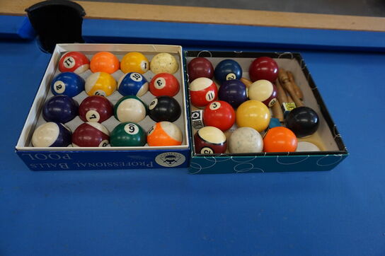 Billard bord med skifferplade og tilbehør (MOMSFRI) 