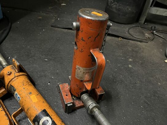 Hydraulisk håndpumpe HOLMATRO