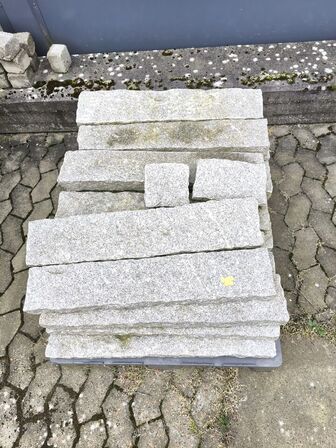 Blandet parti med sten