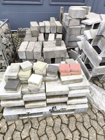 Blandet parti med sten