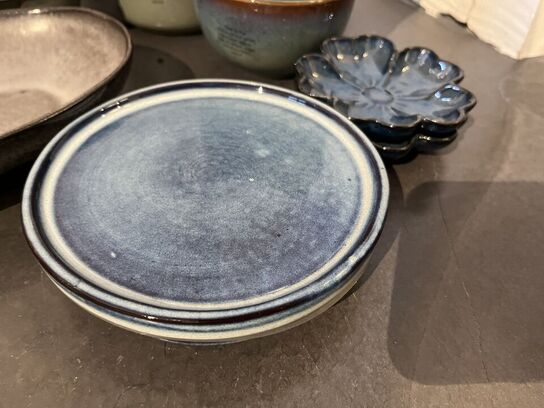 Skåle, tallerkner m.v. 