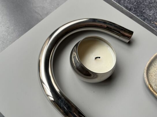 Diverse pyntegenstande samt armatur