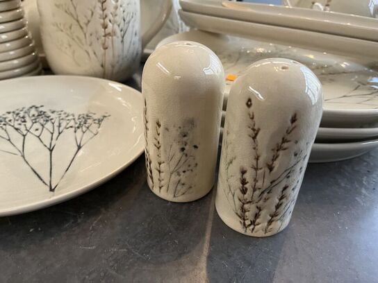 Tallerkner, fade, kander m.v. 