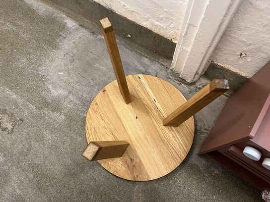 Børnekøkken i træ og Træ bord