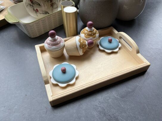 Krus, tallerkner, fad m.v. 