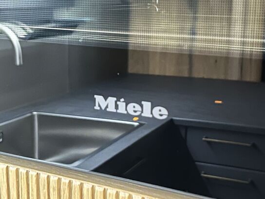 Ovn MIELE CulinArt H7464BPX