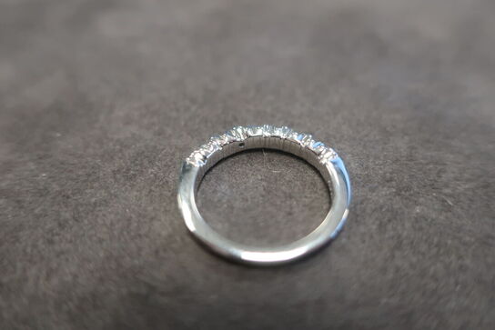 By the Shore Beach Ring XX str. O