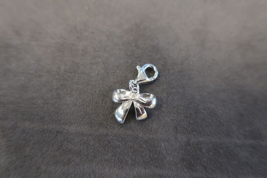 Charms Romantic Ribbon Silver Charm